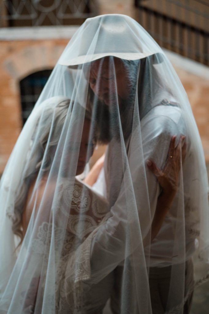 WHY CHOOSING TEARS WEDDING FILM 8 tearsweddingfilm why chose us8 Tears Wedding Film